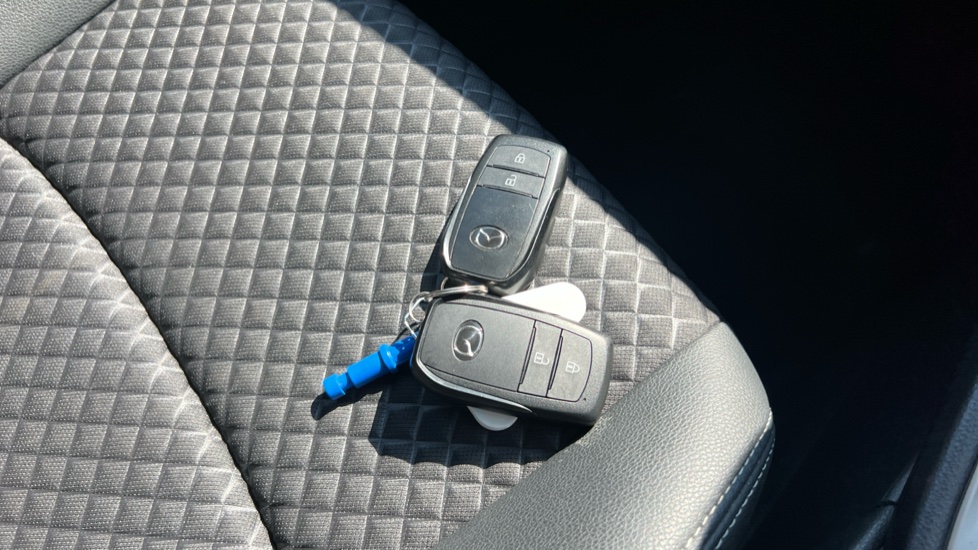 Mazda 2 Hybrid 1.5i Hybrid Select 5dr CVT Hybrid Hatchback - Image 20