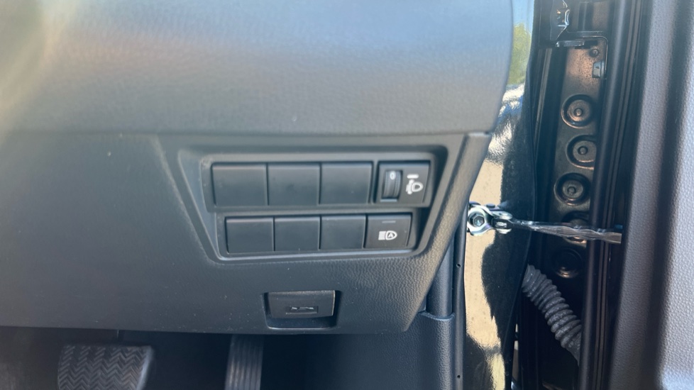 Mazda 2 Hybrid 1.5i Hybrid Select 5dr CVT Hybrid Hatchback - Image 36