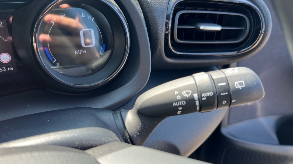 Mazda 2 Hybrid 1.5i Hybrid Select 5dr CVT Hybrid Hatchback - Image 41