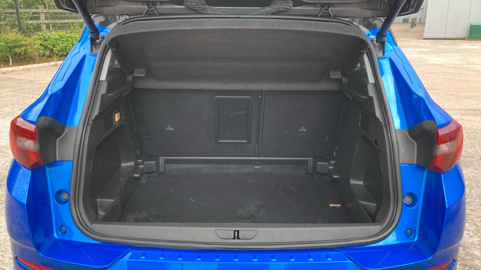 Vauxhall Grandland 1.2 Turbo Ultimate 5dr Petrol Hatchback - Image 4