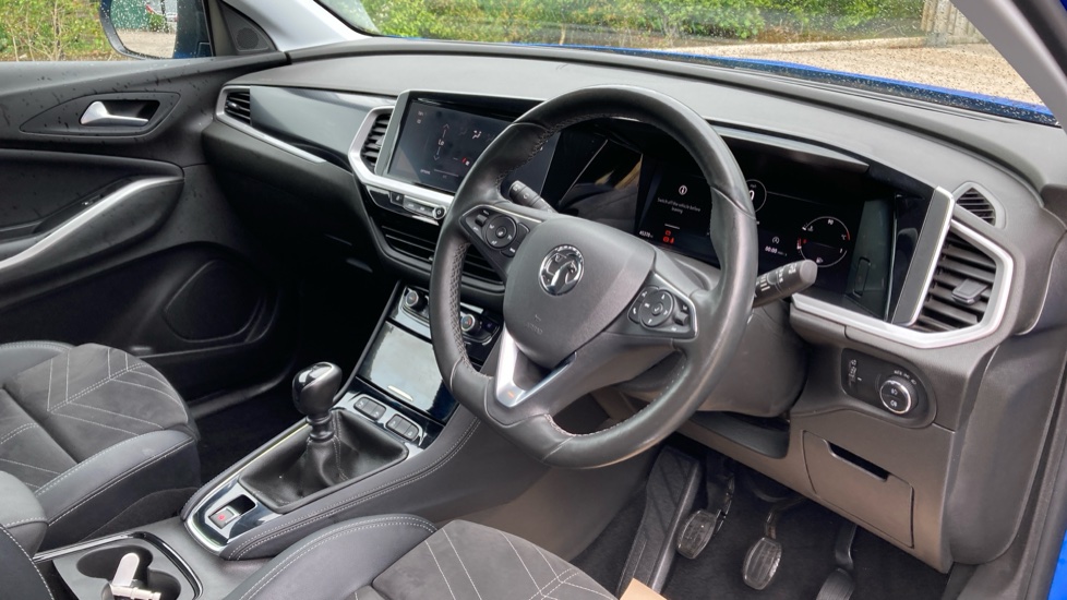 Vauxhall Grandland 1.2 Turbo Ultimate 5dr Petrol Hatchback - Image 11