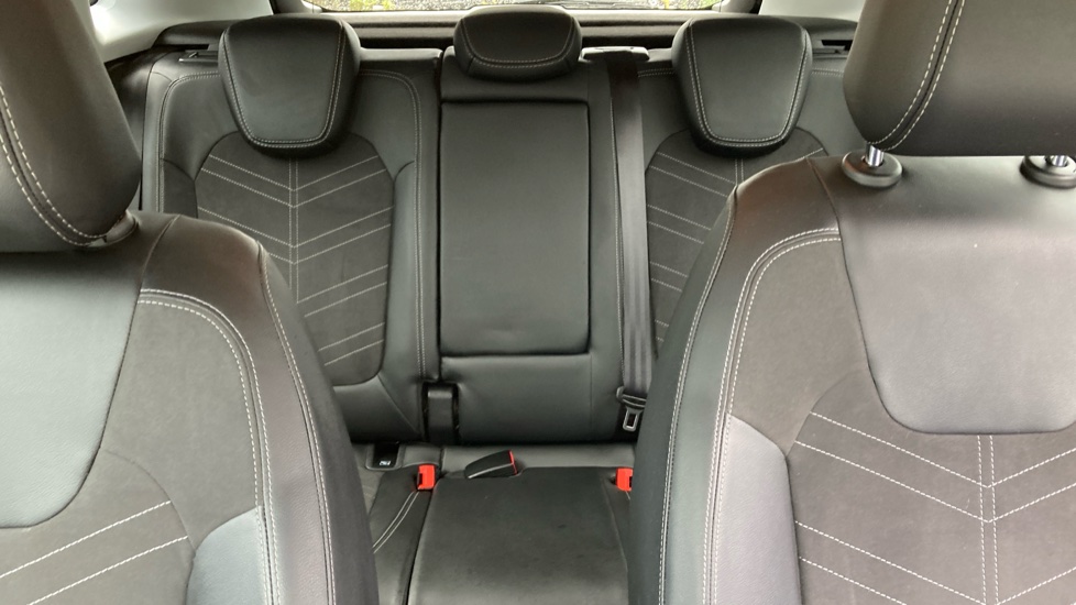 Vauxhall Grandland 1.2 Turbo Ultimate 5dr Petrol Hatchback - Image 15