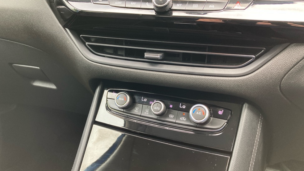 Vauxhall Grandland 1.2 Turbo Ultimate 5dr Petrol Hatchback - Image 19