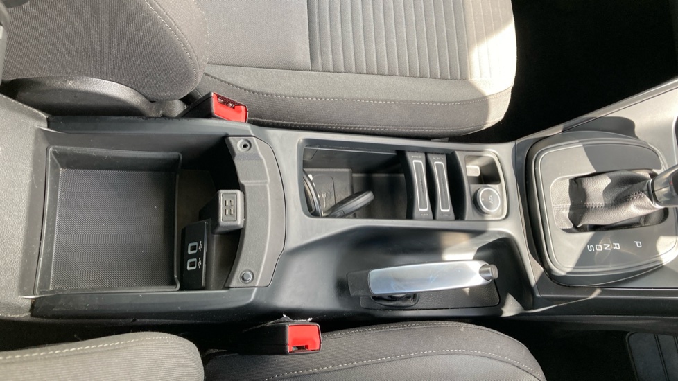 Ford Grand C-MAX 1.5 EcoBoost Titanium 5dr Powershift Petrol Estate - Image 25