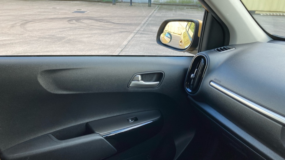 Kia Picanto 1.0 2 5dr Auto [4 seats] Petrol Hatchback - Image 24