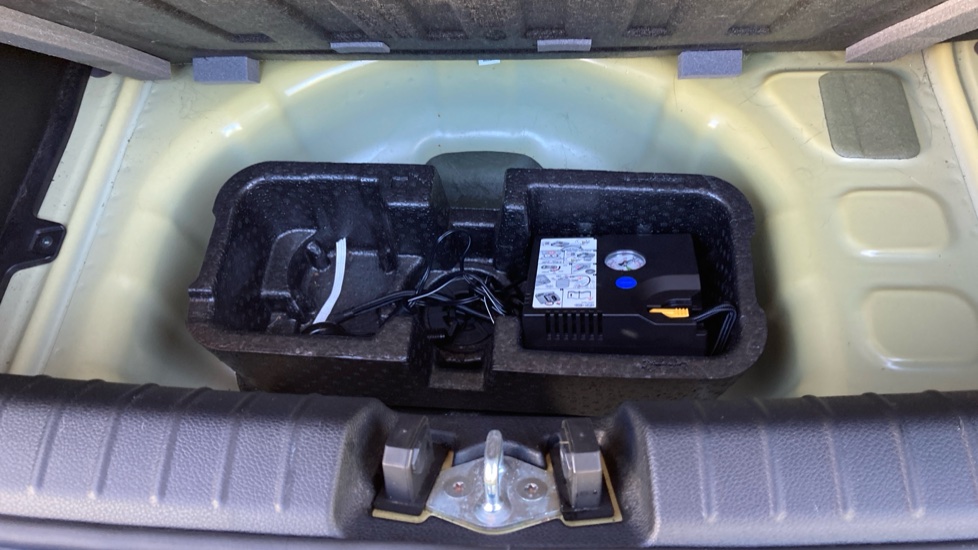 Kia Picanto 1.0 2 5dr Auto [4 seats] Petrol Hatchback - Image 28
