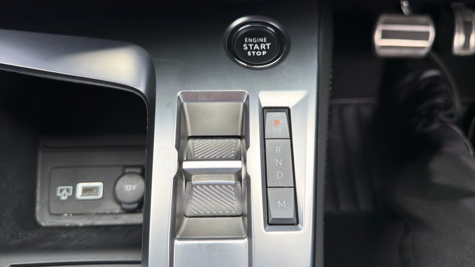 Peugeot 308 1.2 PureTech GT 5dr EAT8 Petrol Hatchback - Image 26