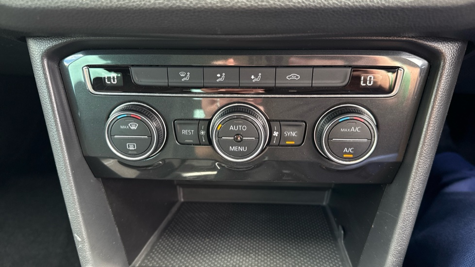 Volkswagen Tiguan 1.5 TSi EVO 150 Match 5dr Petrol Estate - Image 34