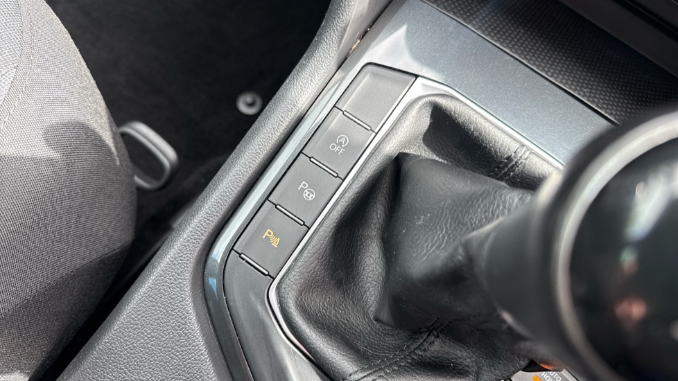 Volkswagen Tiguan 1.5 TSi EVO 150 Match 5dr Petrol Estate - Image 37