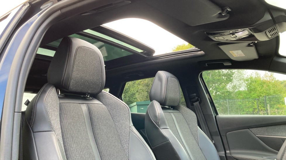 Peugeot 3008 1.2 PureTech GT Line 5dr Petrol Estate - Image 30
