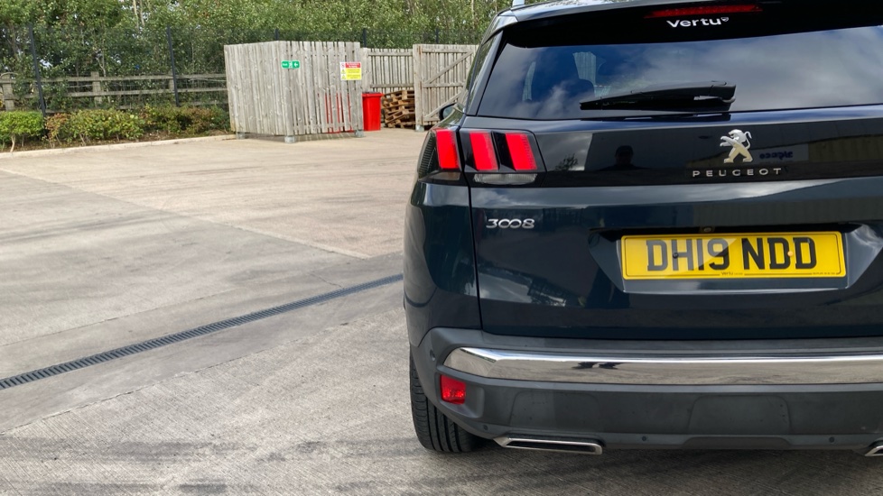 Peugeot 3008 1.2 PureTech GT Line 5dr Petrol Estate - Image 37