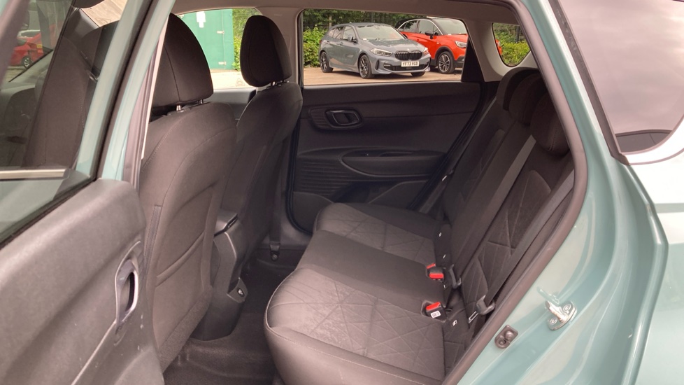 Hyundai BAYON 1.0 TGDi 48V MHEV Premium 5dr DCT Petrol Hatchback - Image 16