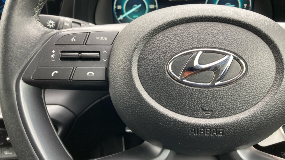 Hyundai BAYON 1.0 TGDi 48V MHEV Premium 5dr DCT Petrol Hatchback - Image 21