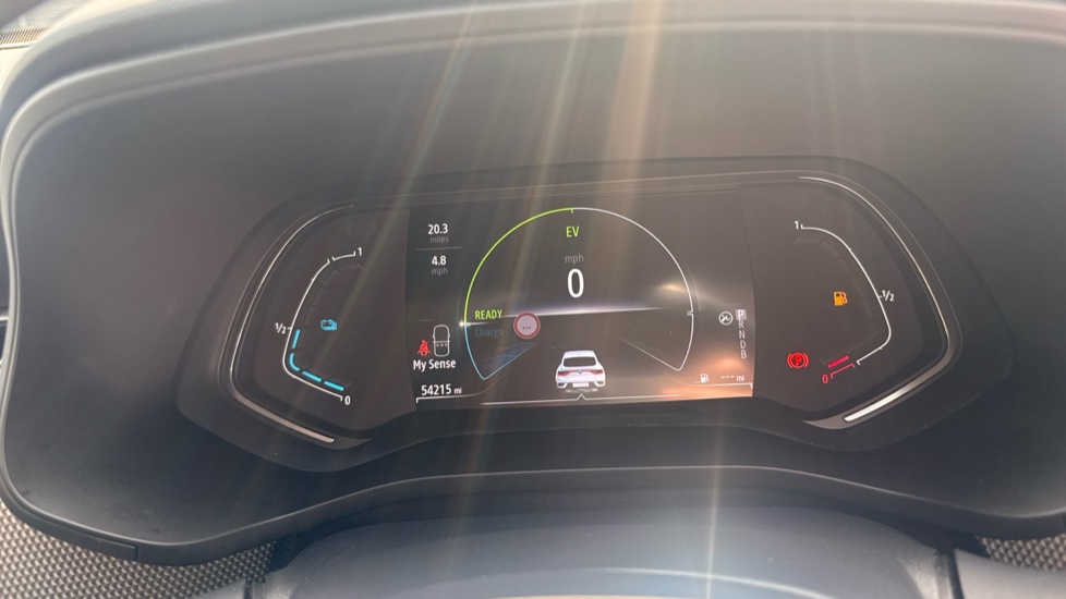 Renault Arkana 1.6 E-TECH Hybrid 145 S Edition 5dr Auto Hybrid Estate - Image 18