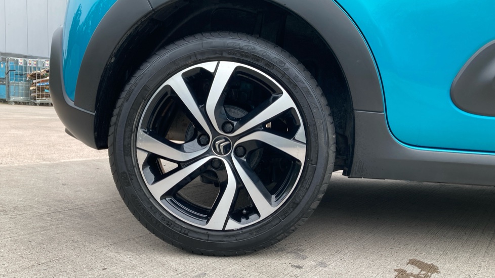 Citroen C3 1.2 PureTech Shine Plus 5dr Petrol Hatchback - Image 7