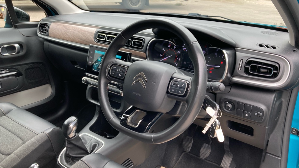 Citroen C3 1.2 PureTech Shine Plus 5dr Petrol Hatchback - Image 11