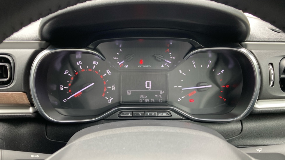 Citroen C3 1.2 PureTech Shine Plus 5dr Petrol Hatchback - Image 18