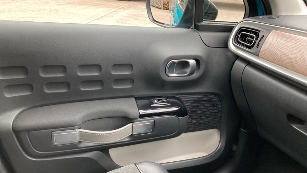 Citroen C3 1.2 PureTech Shine Plus 5dr Petrol Hatchback - Image 26