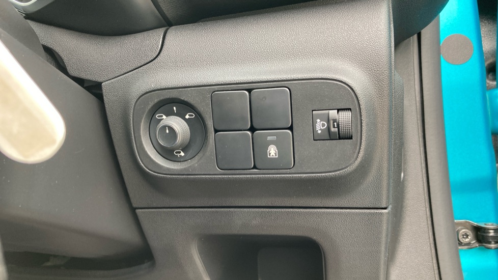 Citroen C3 1.2 PureTech Shine Plus 5dr Petrol Hatchback - Image 27