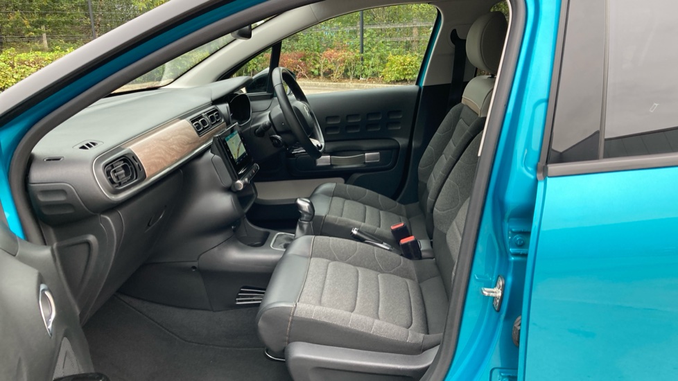 Citroen C3 1.2 PureTech Shine Plus 5dr Petrol Hatchback - Image 37