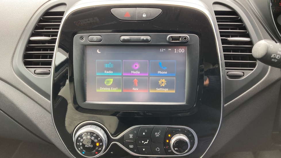 Renault Captur 1.5 dCi 90 Iconic 5dr Diesel Hatchback - Image 12