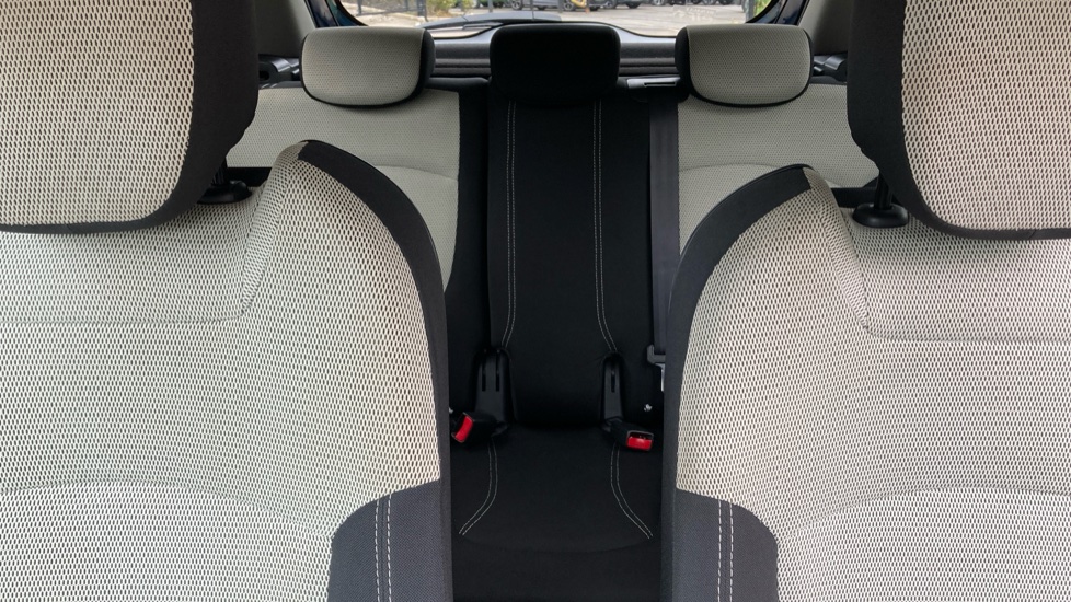 Renault Captur 1.5 dCi 90 Iconic 5dr Diesel Hatchback - Image 15