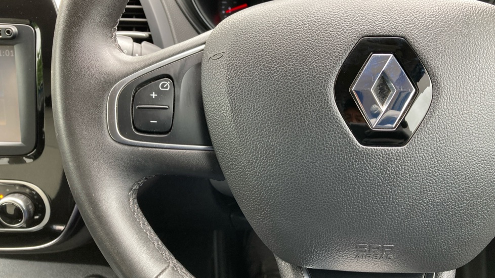 Renault Captur 1.5 dCi 90 Iconic 5dr Diesel Hatchback - Image 21