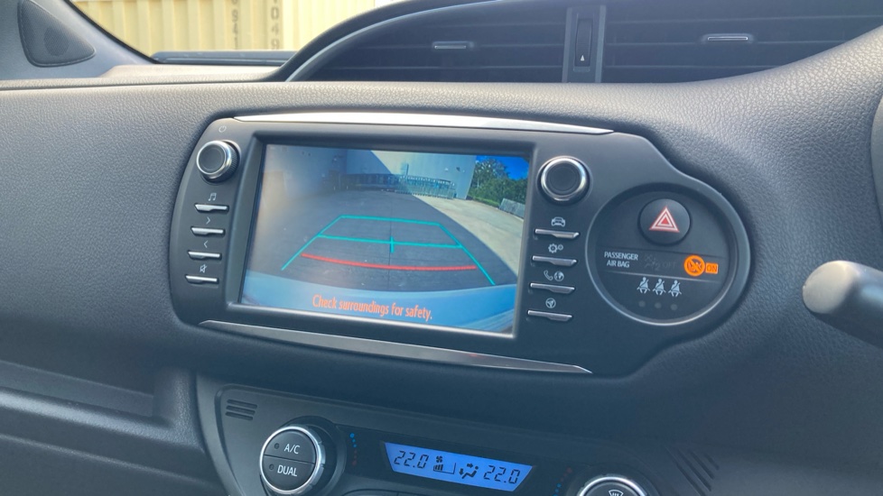 Toyota Yaris 1.5 Hybrid Excel 5dr CVT Hybrid Hatchback - Image 27