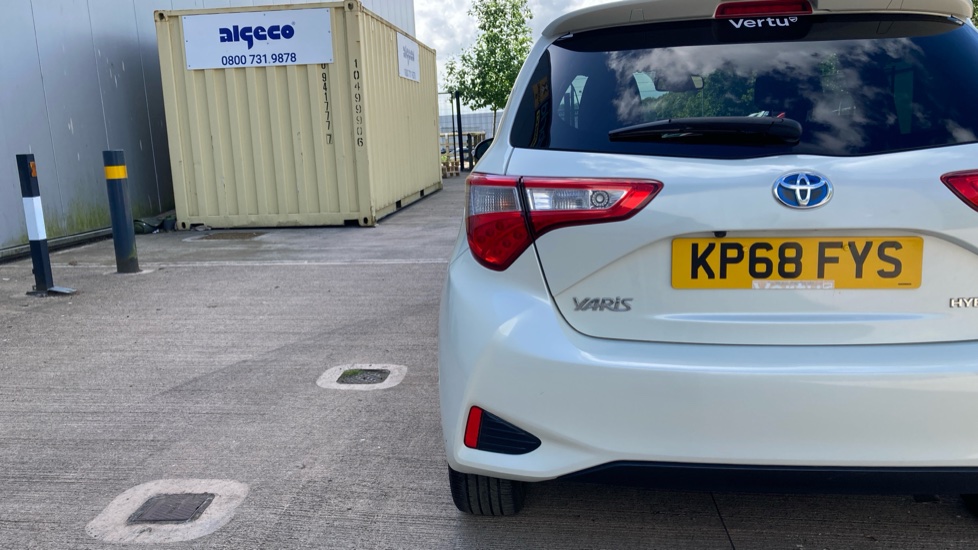 Toyota Yaris 1.5 Hybrid Excel 5dr CVT Hybrid Hatchback - Image 35