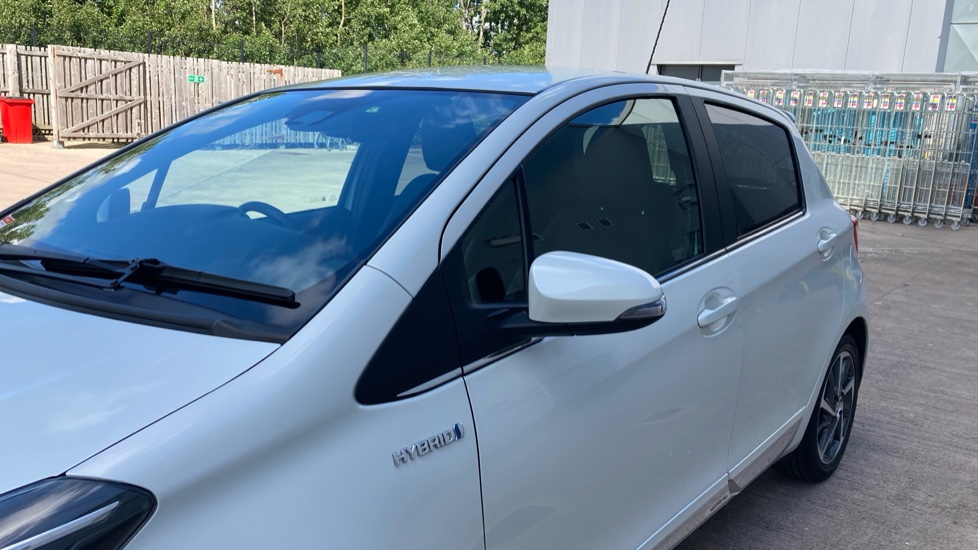 Toyota Yaris 1.5 Hybrid Excel 5dr CVT Hybrid Hatchback - Image 36
