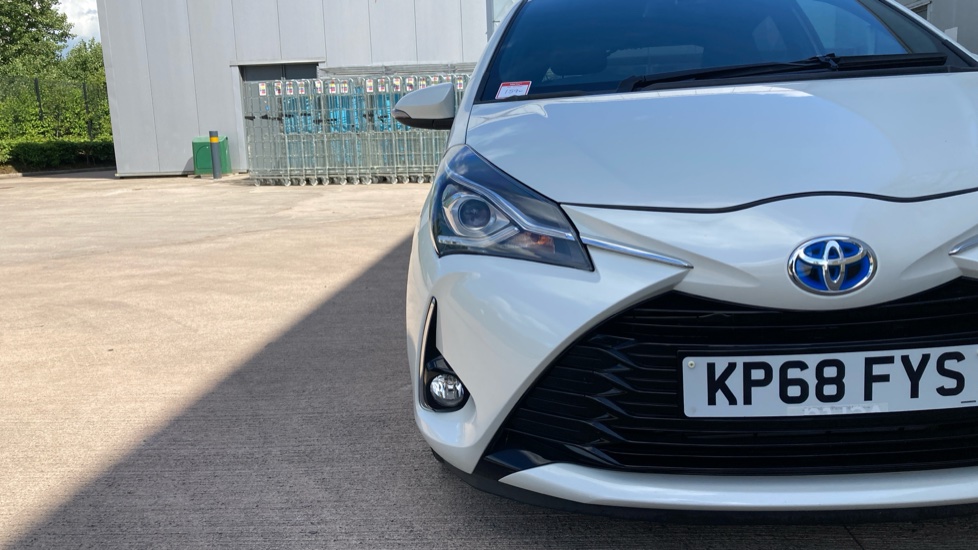 Toyota Yaris 1.5 Hybrid Excel 5dr CVT Hybrid Hatchback - Image 37
