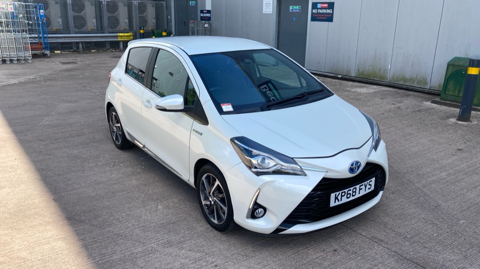 Toyota Yaris 1.5 Hybrid Excel 5dr CVT Hybrid Hatchback - Image 38