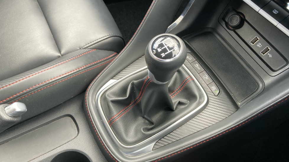 MG ZS 1.5 VTi-TECH Exclusive 5dr Petrol Hatchback - Image 13