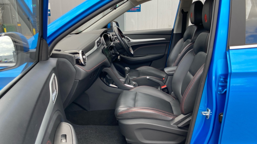 MG ZS 1.5 VTi-TECH Exclusive 5dr Petrol Hatchback - Image 37