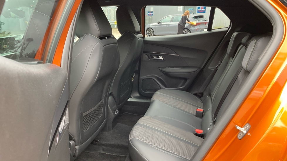 Peugeot 2008 1.2 PureTech 130 GT 5dr EAT8 Petrol Estate - Image 16