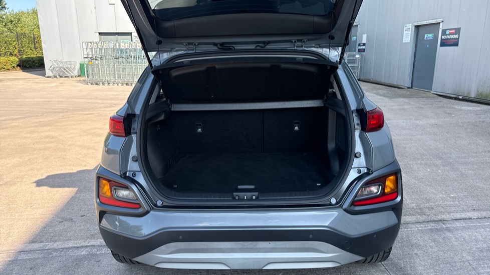 Hyundai KONA 1.6 GDi Hybrid Premium 5dr DCT Hybrid Hatchback - Image 4