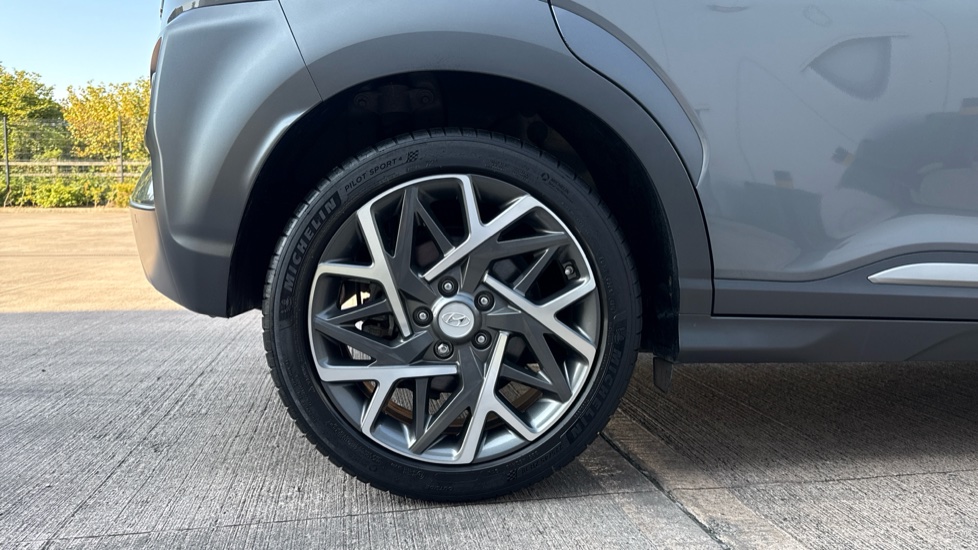 Hyundai KONA 1.6 GDi Hybrid Premium 5dr DCT Hybrid Hatchback - Image 7