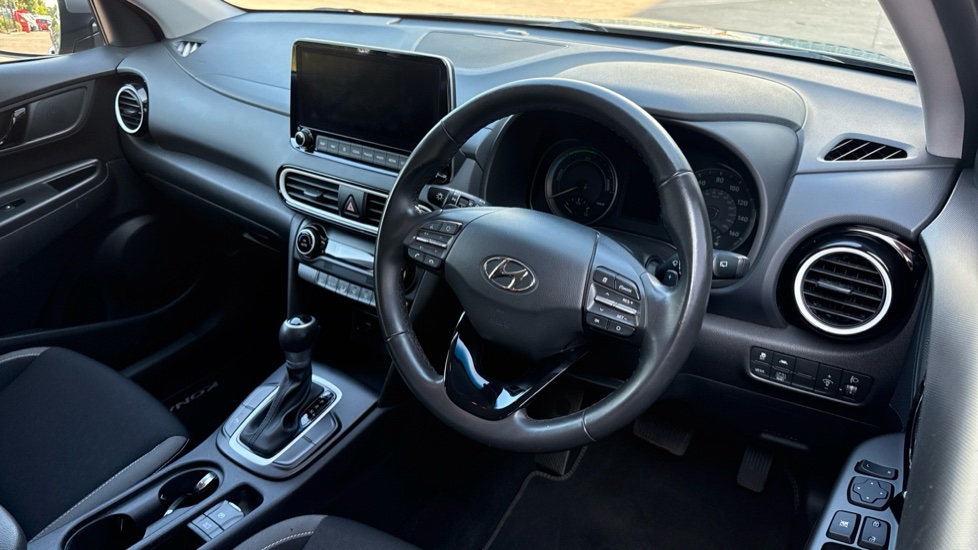 Hyundai KONA 1.6 GDi Hybrid Premium 5dr DCT Hybrid Hatchback - Image 11