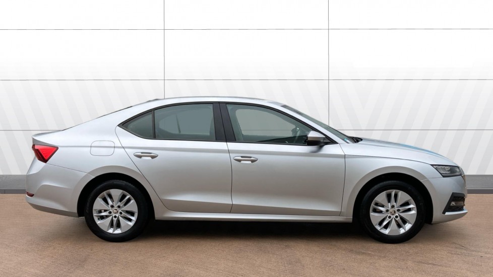 Skoda Octavia 1.0 TSI e-TEC SE Technology 5dr DSG Petrol Hatchback - Image 5