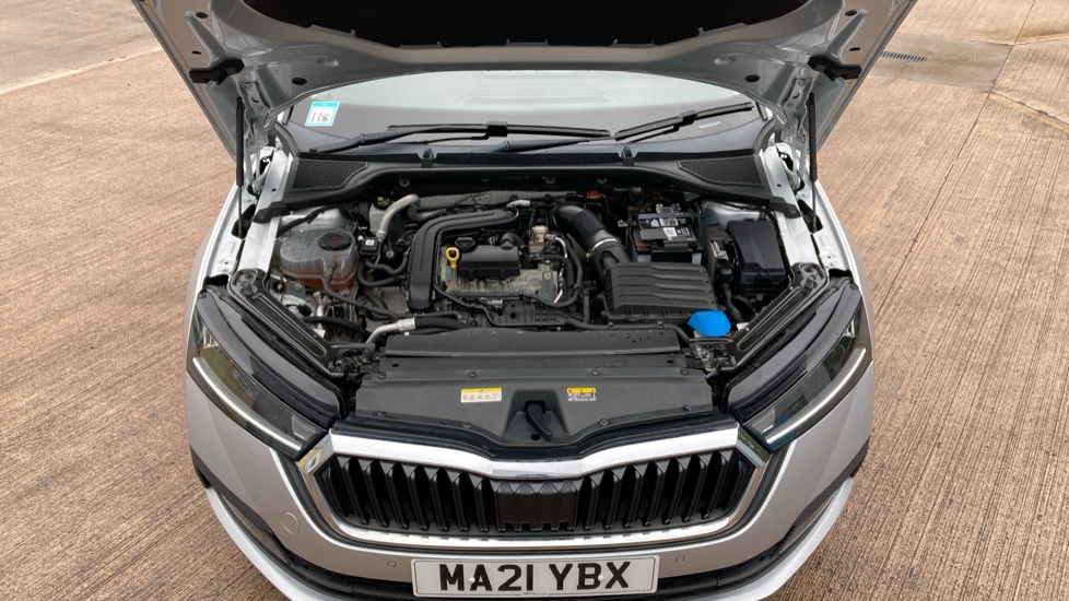 Skoda Octavia 1.0 TSI e-TEC SE Technology 5dr DSG Petrol Hatchback - Image 8