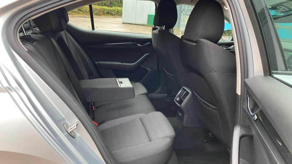 Skoda Octavia 1.0 TSI e-TEC SE Technology 5dr DSG Petrol Hatchback - Image 30