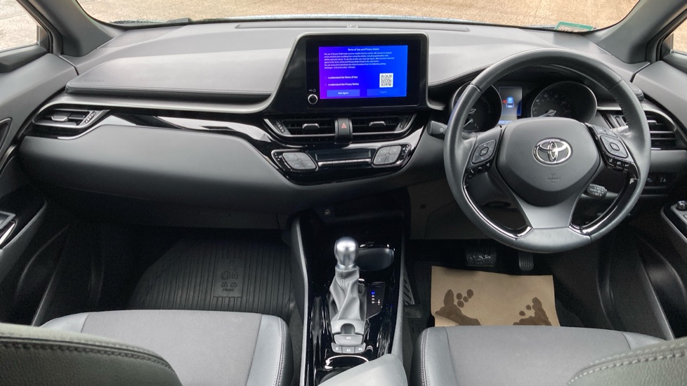 Toyota C-HR 2.0 Hybrid Design 5dr CVT Hybrid Hatchback - Image 10