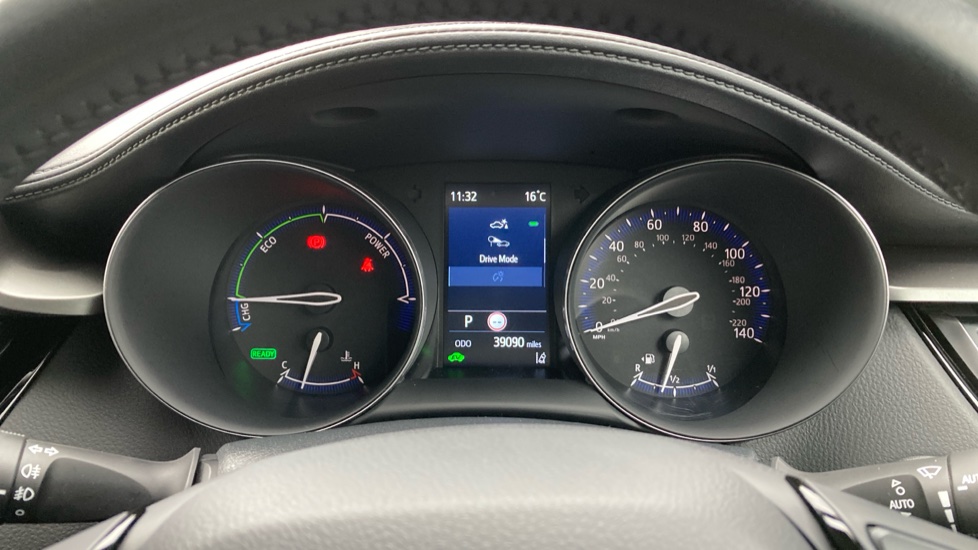 Toyota C-HR 2.0 Hybrid Design 5dr CVT Hybrid Hatchback - Image 18