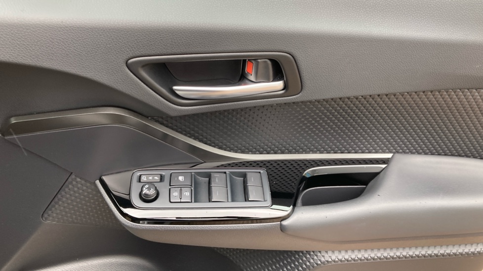 Toyota C-HR 2.0 Hybrid Design 5dr CVT Hybrid Hatchback - Image 29