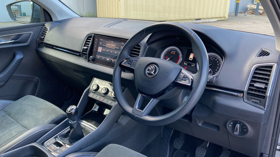 Skoda Karoq 1.5 TSI SE L 5dr Petrol Estate - Image 11