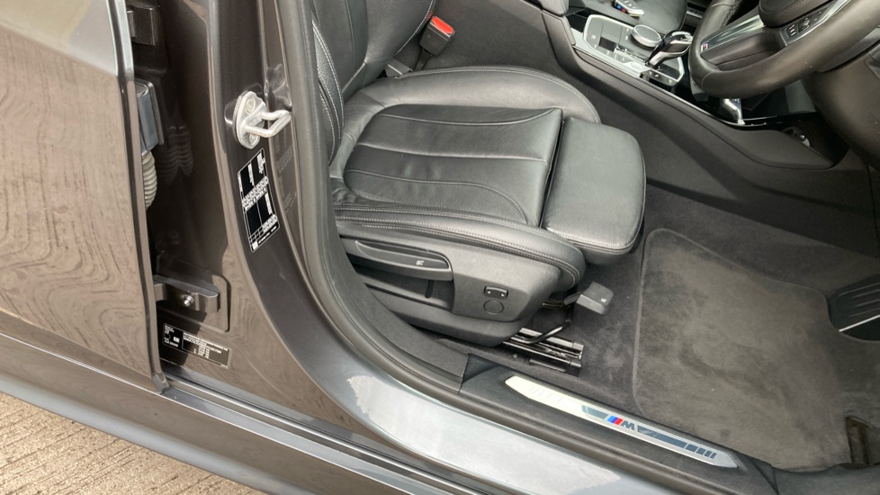 BMW 1 Series 118i M Sport 5dr Step Auto Petrol Hatchback - Image 29