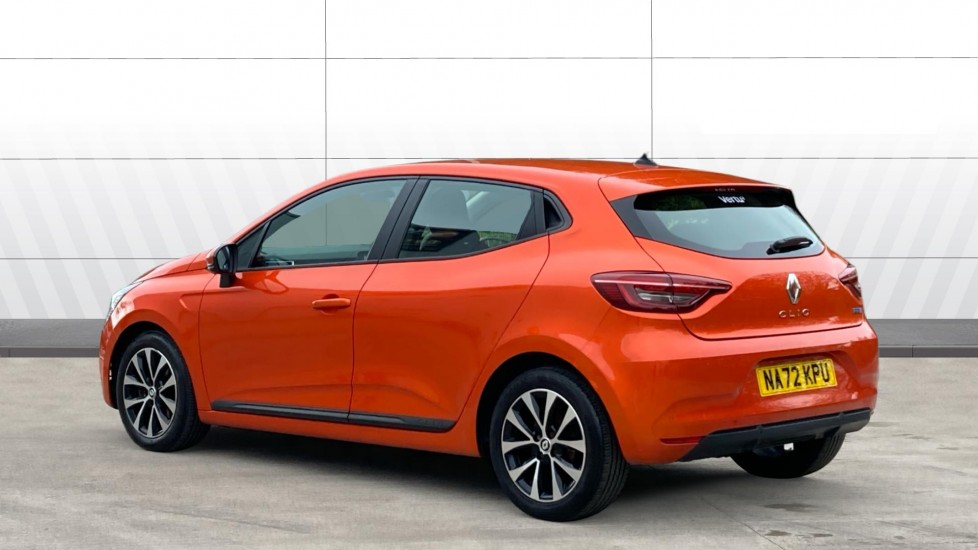 Renault Clio 1.6 E-TECH Hybrid 140 Iconic Edition 5dr Auto Hybrid Hatchback - Image 2