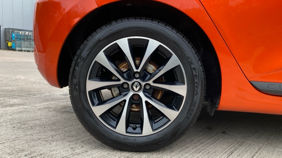 Renault Clio 1.6 E-TECH Hybrid 140 Iconic Edition 5dr Auto Hybrid Hatchback - Image 7