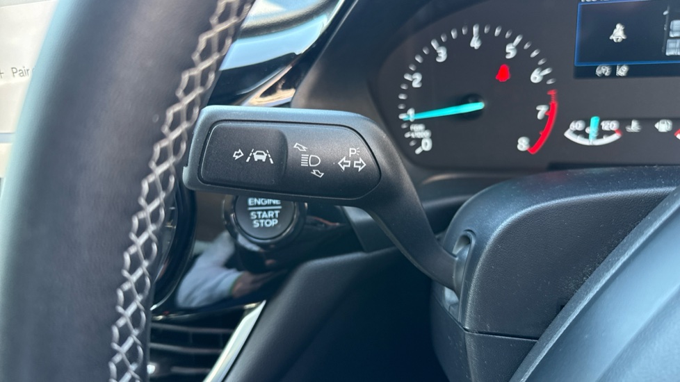 Ford Fiesta 1.0 EcoBoost Titanium 5dr Petrol Hatchback - Image 23
