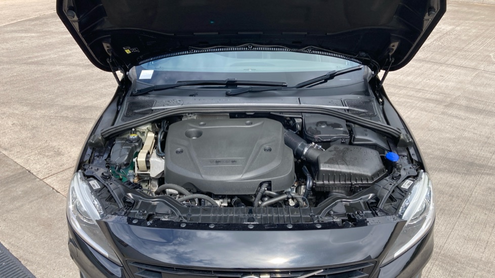 Volvo S60 D4 [190] R DESIGN Nav 4dr Diesel Saloon - Image 8